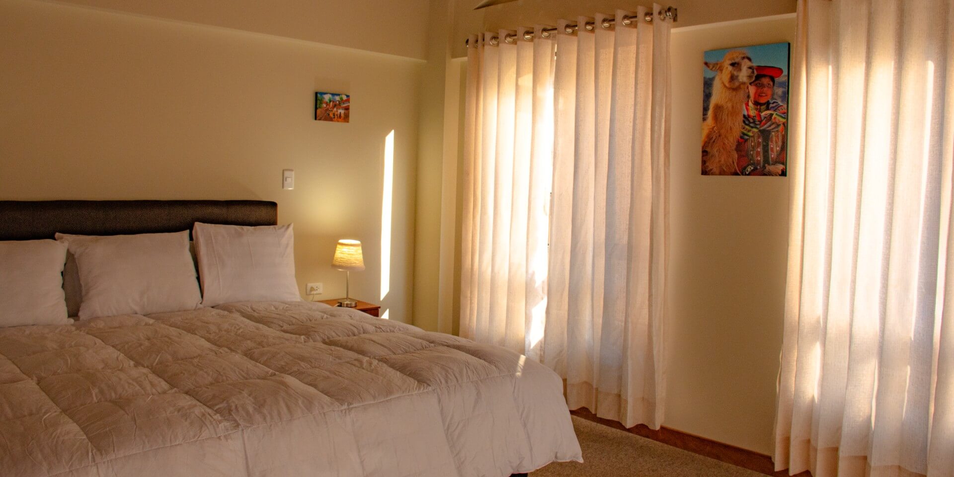 matrimonial room in hotel in ollantaytambo cusco