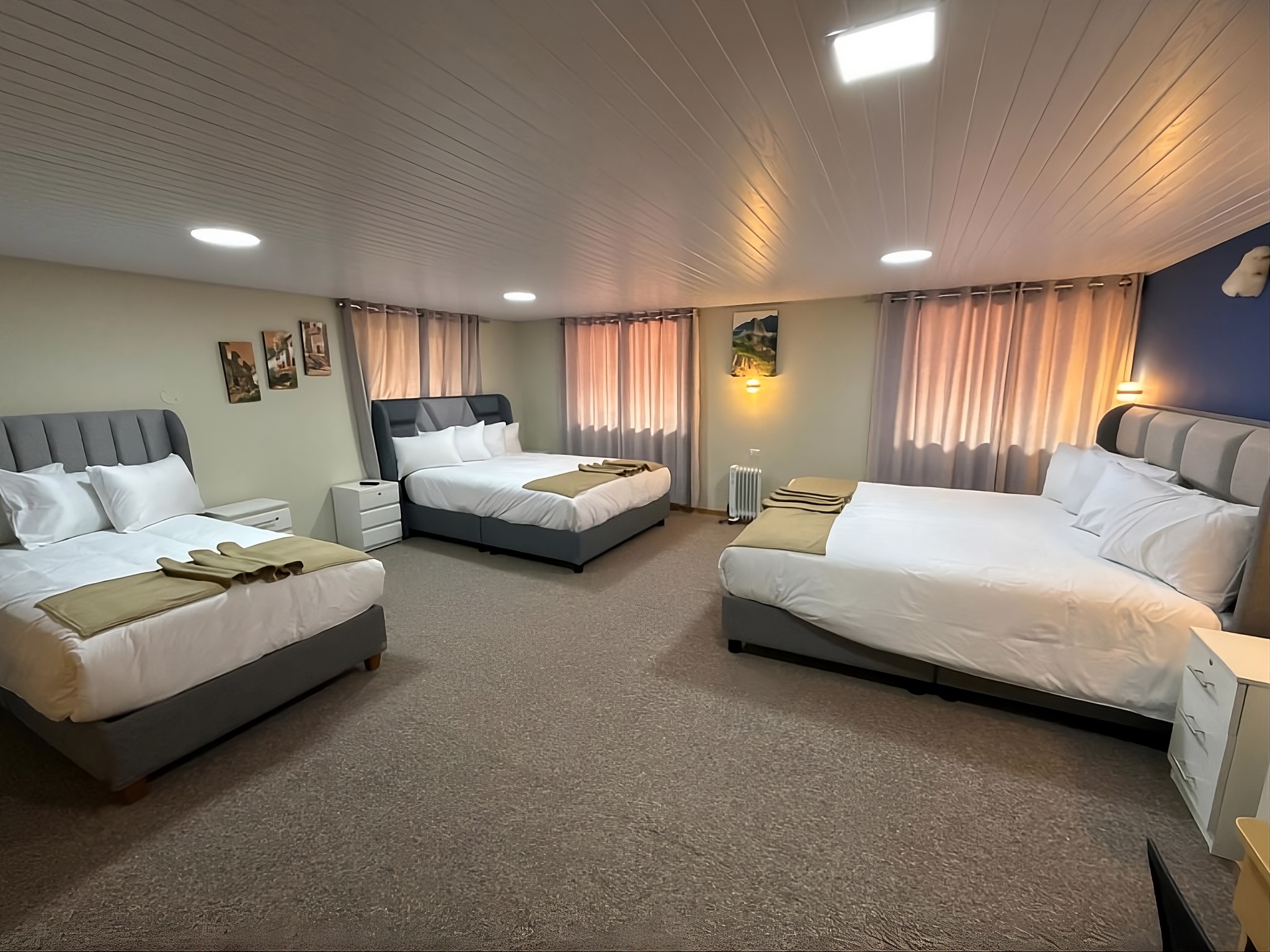 Triple Room